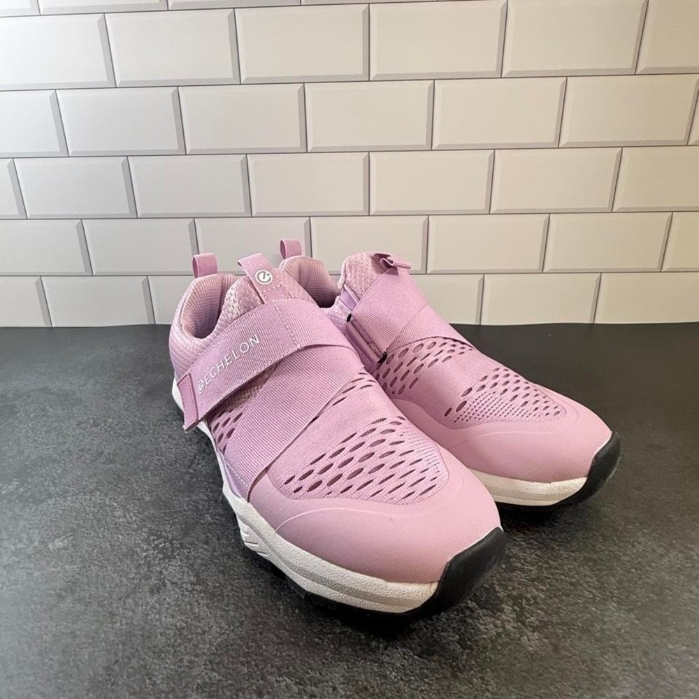 Echelon pink trainers, Size US 9